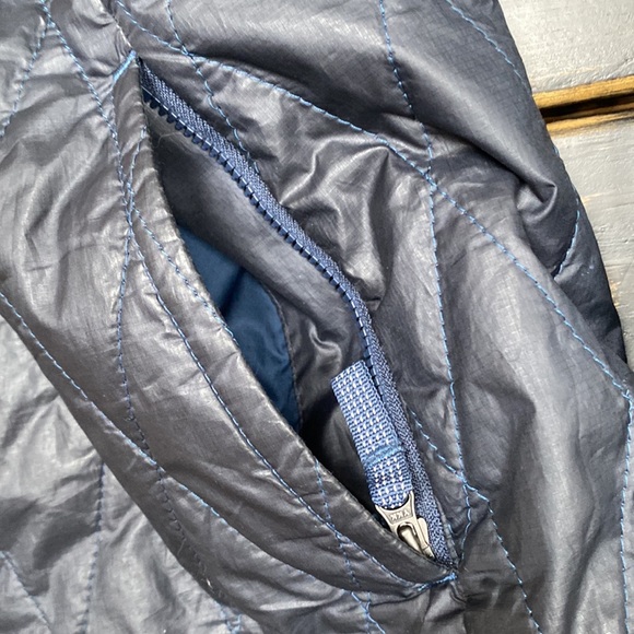 Patagonia Navy Jacket - Size XL - Picture 4 of 12